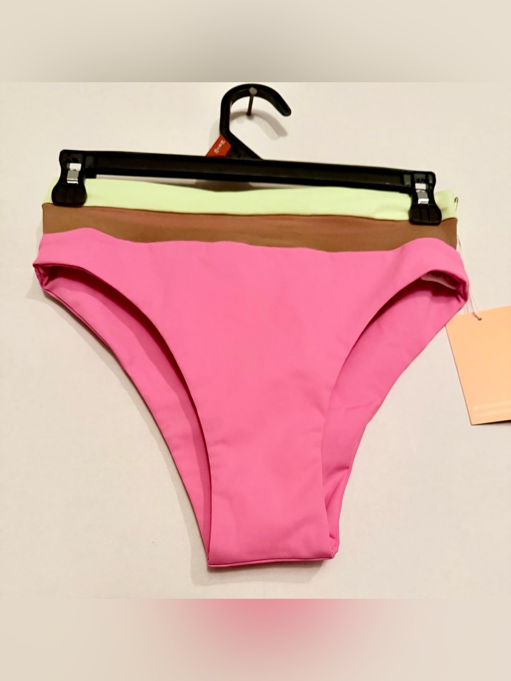 🌼-4 Classic Mid-Rise Pink Bikini Bottoms